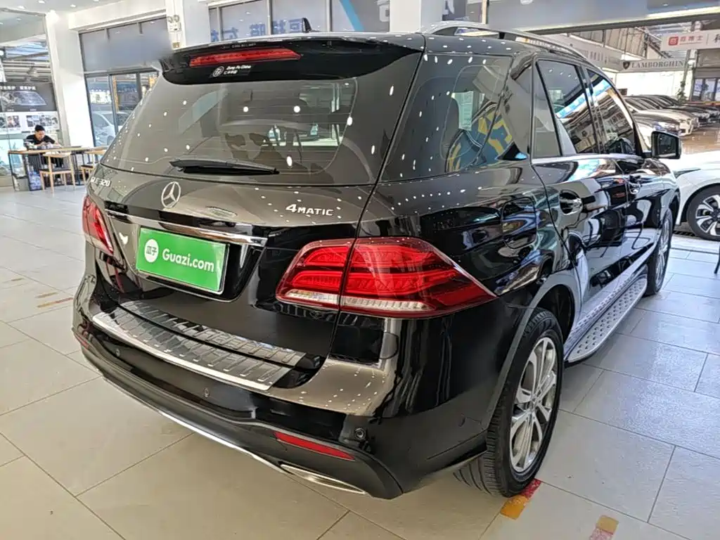 Mercedes-Benz GLE (Import) — миниатюра 7