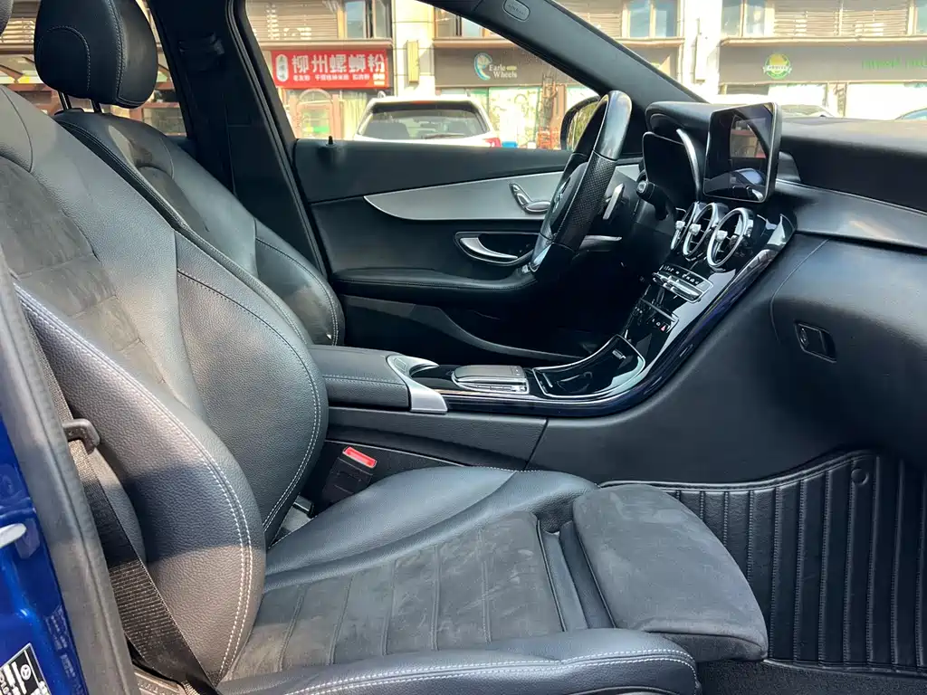 MERCEDES-BENZ C CLASS