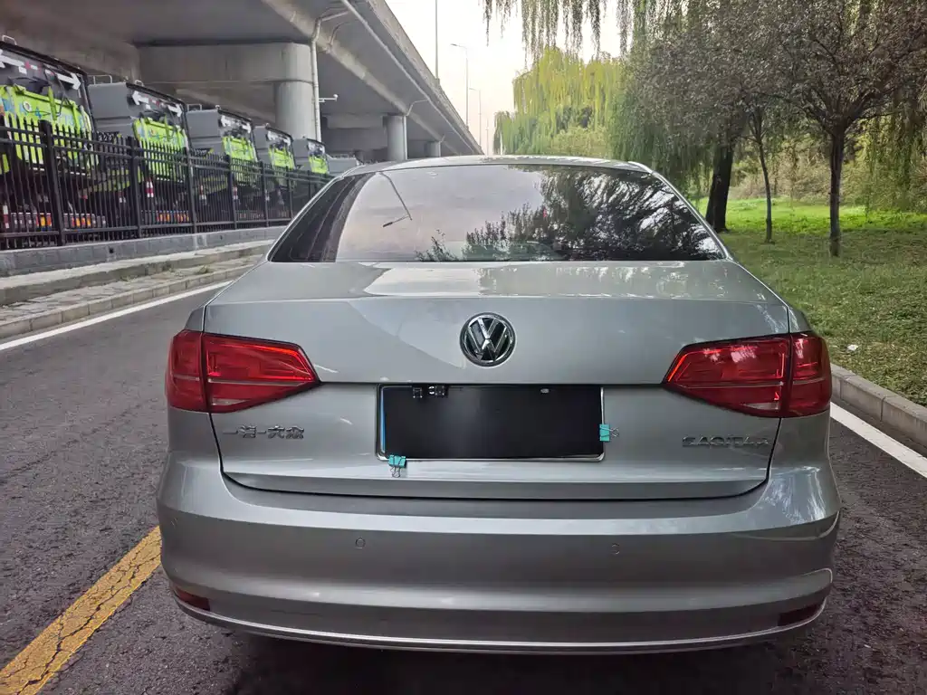 Volkswagen Sagitar — миниатюра 11