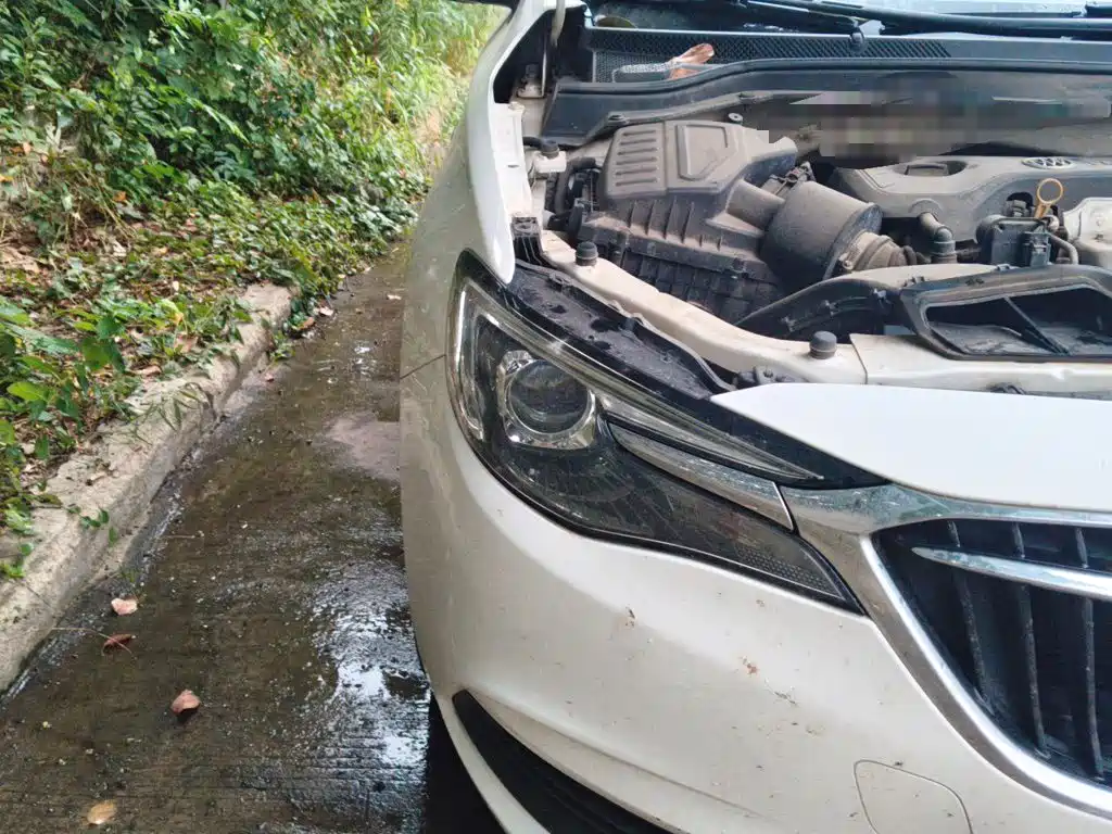 Buick Excelle — миниатюра 7
