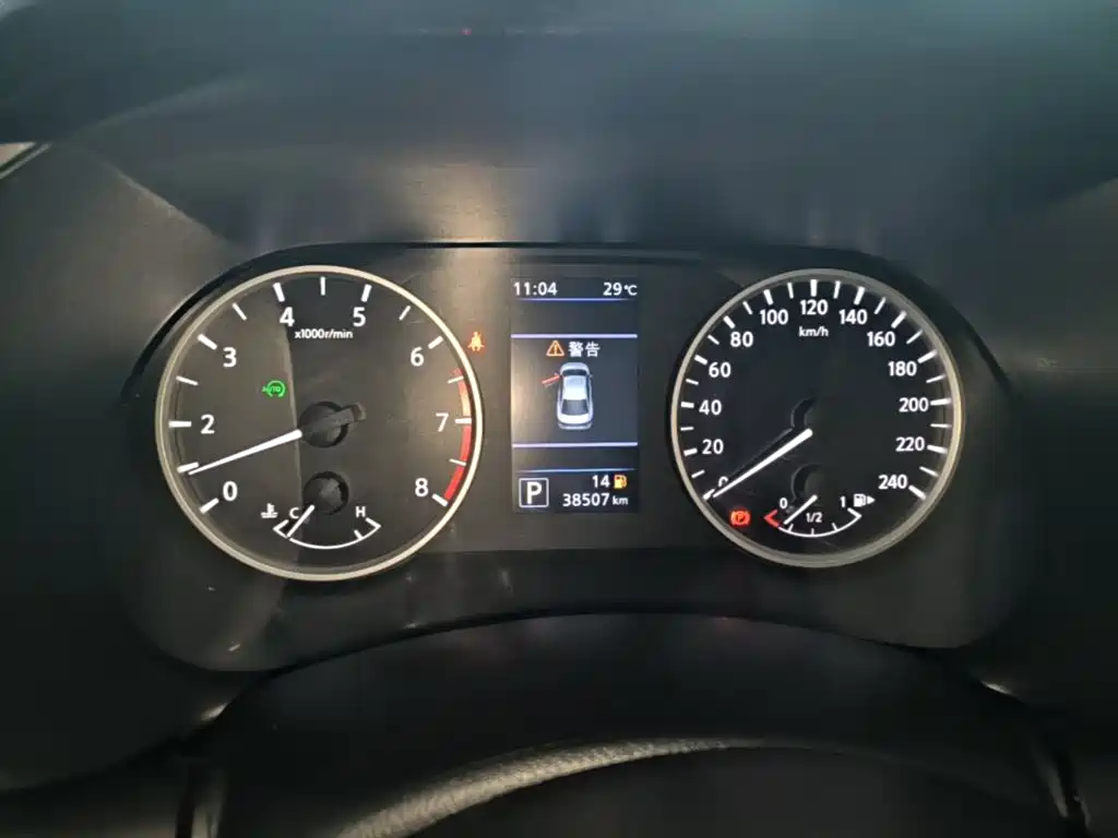 Nissan Sylphy — миниатюра 12