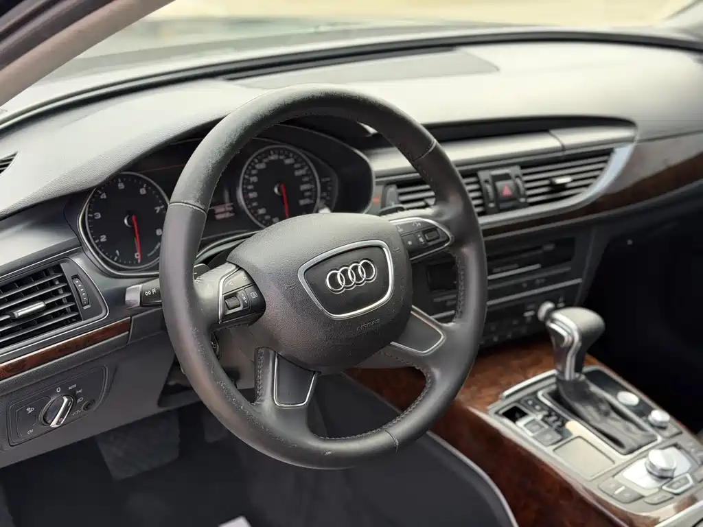 Audi A6L — миниатюра 7