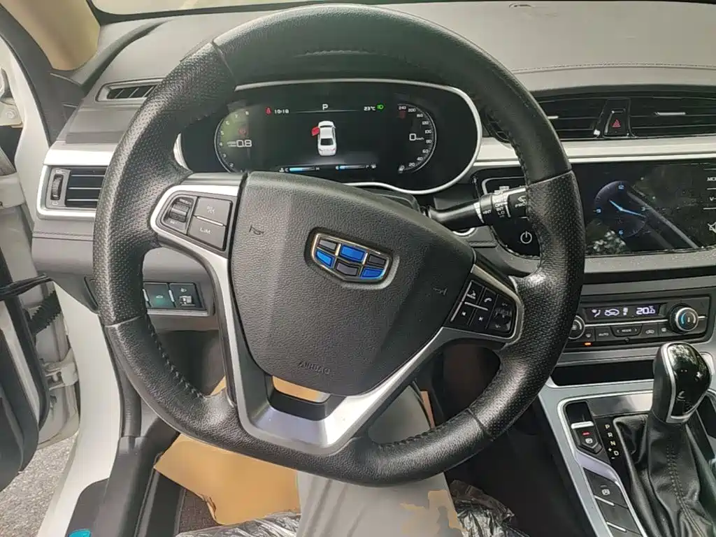Geely Emgrand — миниатюра 11