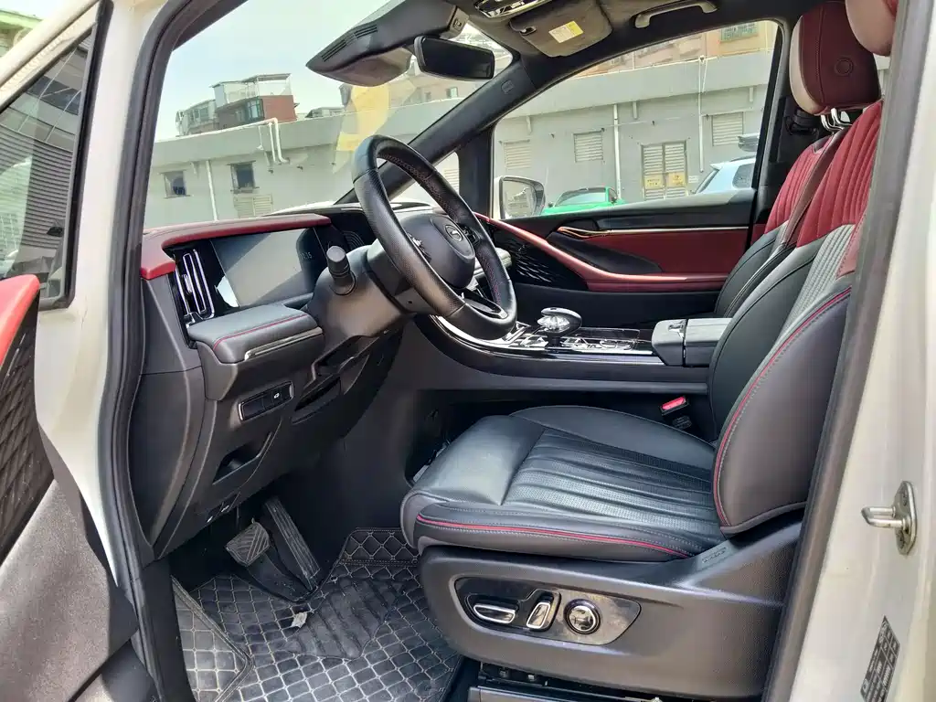 GAC Motor Trumpchi M8 — миниатюра 11