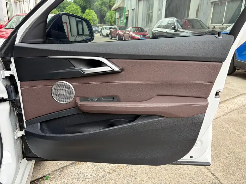 BMW 1 Series — миниатюра 18