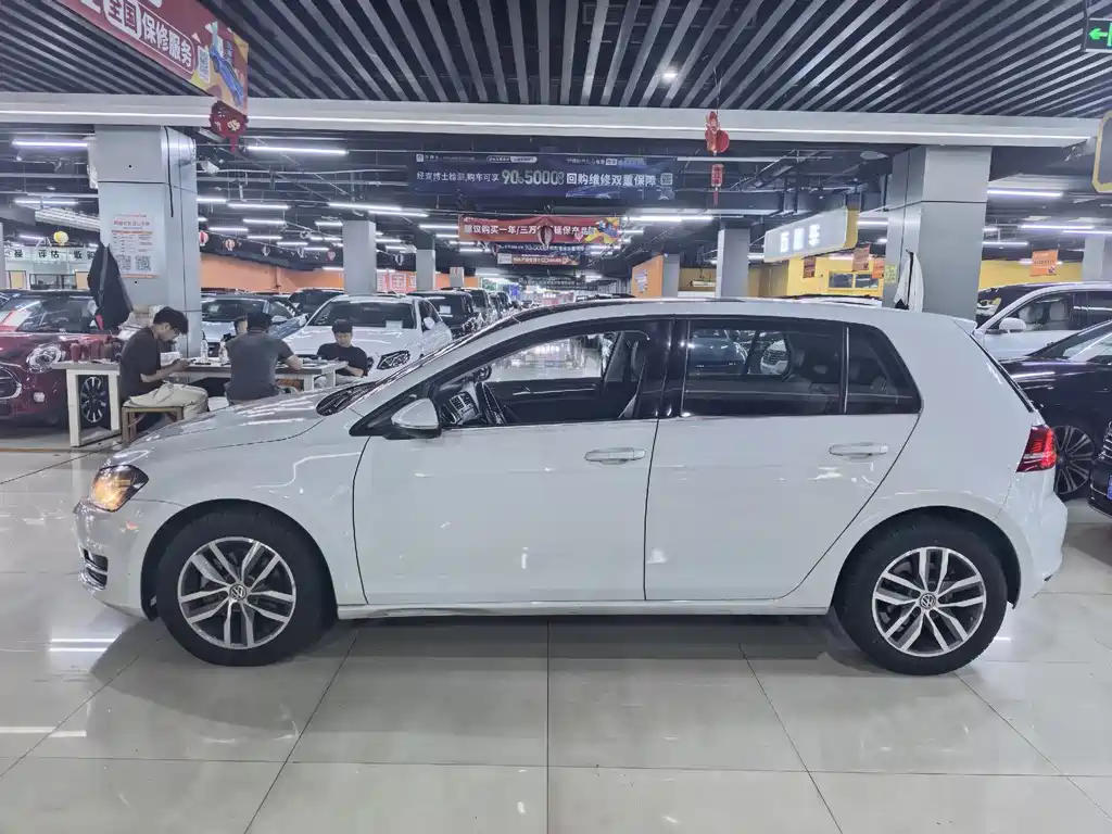 Volkswagen Golf — миниатюра 3
