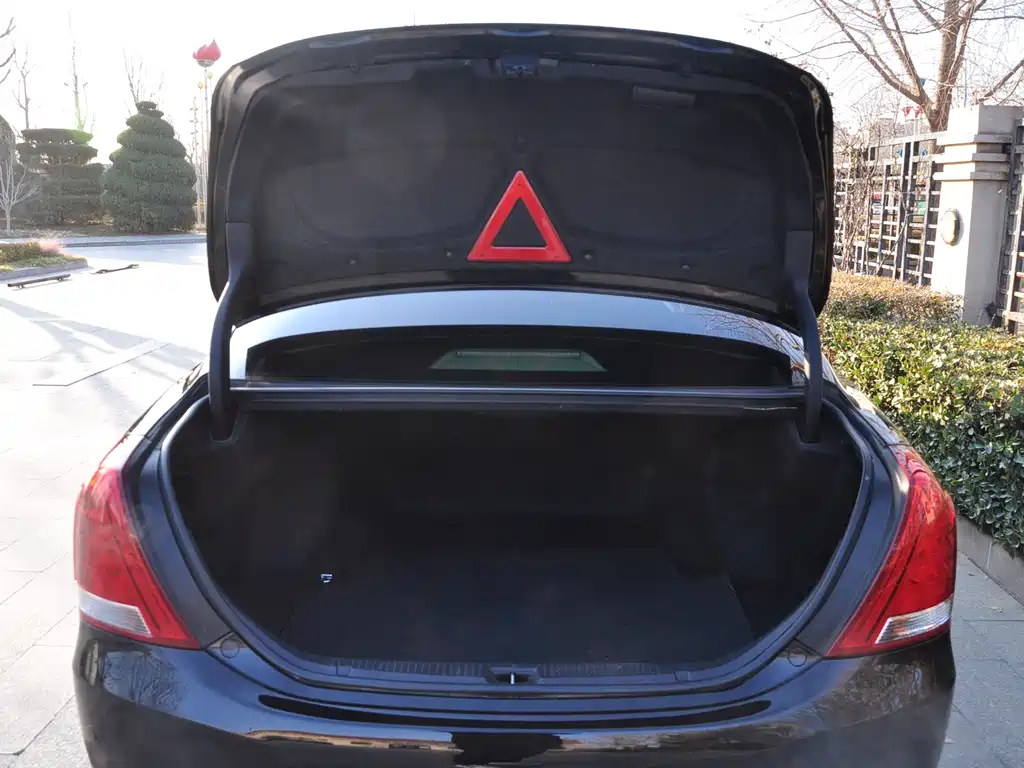 Toyota Crown 2011 2.5L Royal