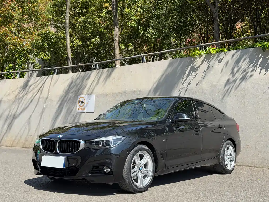 BMW 3 Series GT 2021