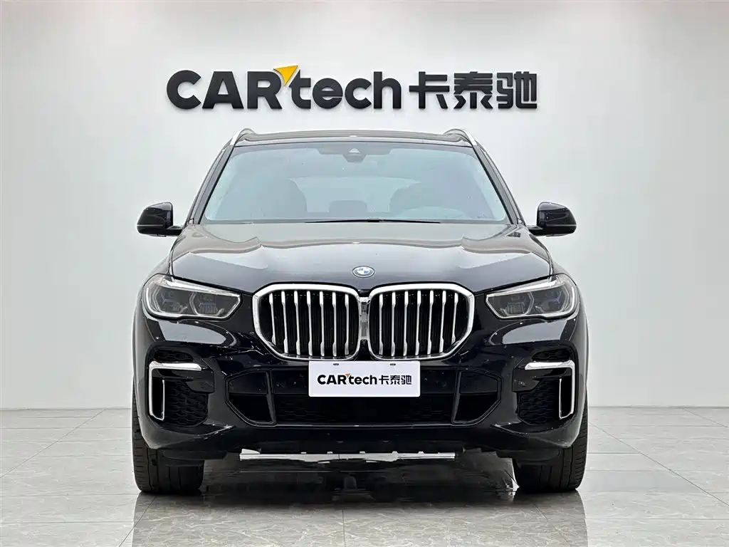 BMW X5 2022 xDrive 30Li Premium M Sport