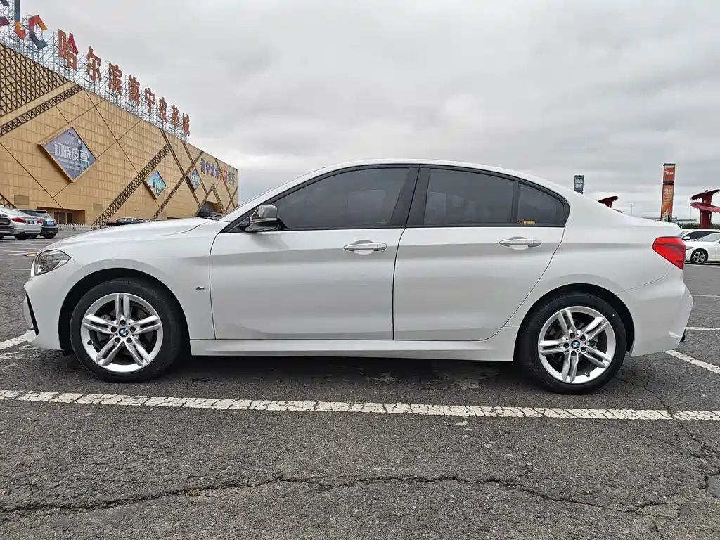BMW 1 Series — миниатюра 17