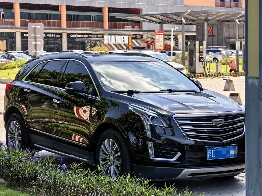 Cadillac XT5 — миниатюра 3