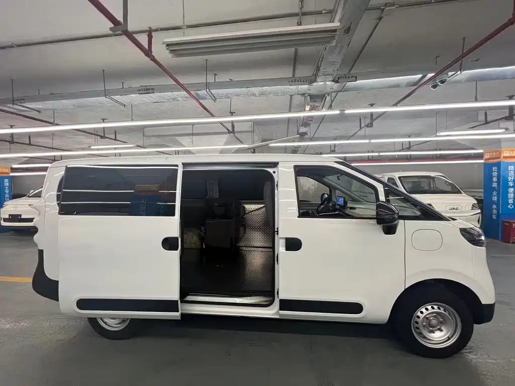 Maxus V1 2025 V1 (42kWh)