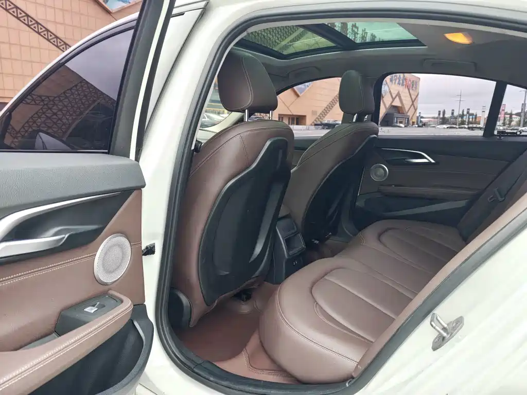 BMW 1 Series — миниатюра 18