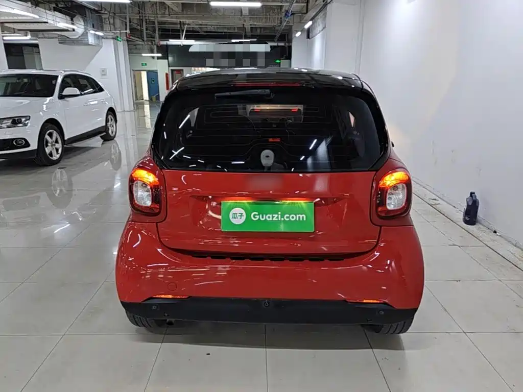 smart Smart Fortwo — миниатюра 6