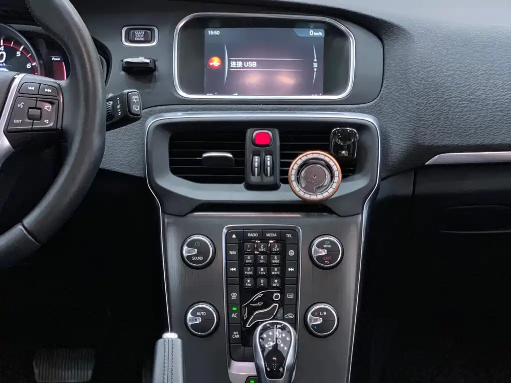 Volvo V40 2016 T3