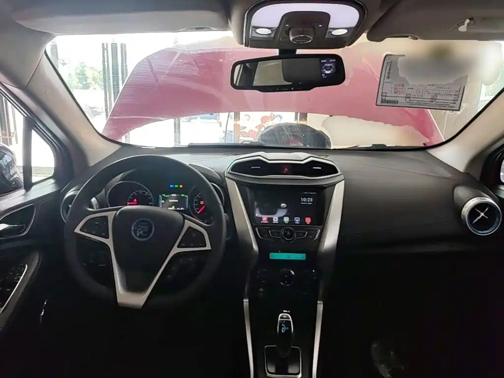 BYD Yuan EV — миниатюра 10