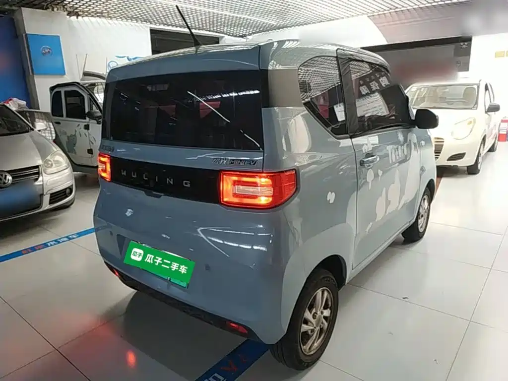 Wuling MINIEV — миниатюра 7
