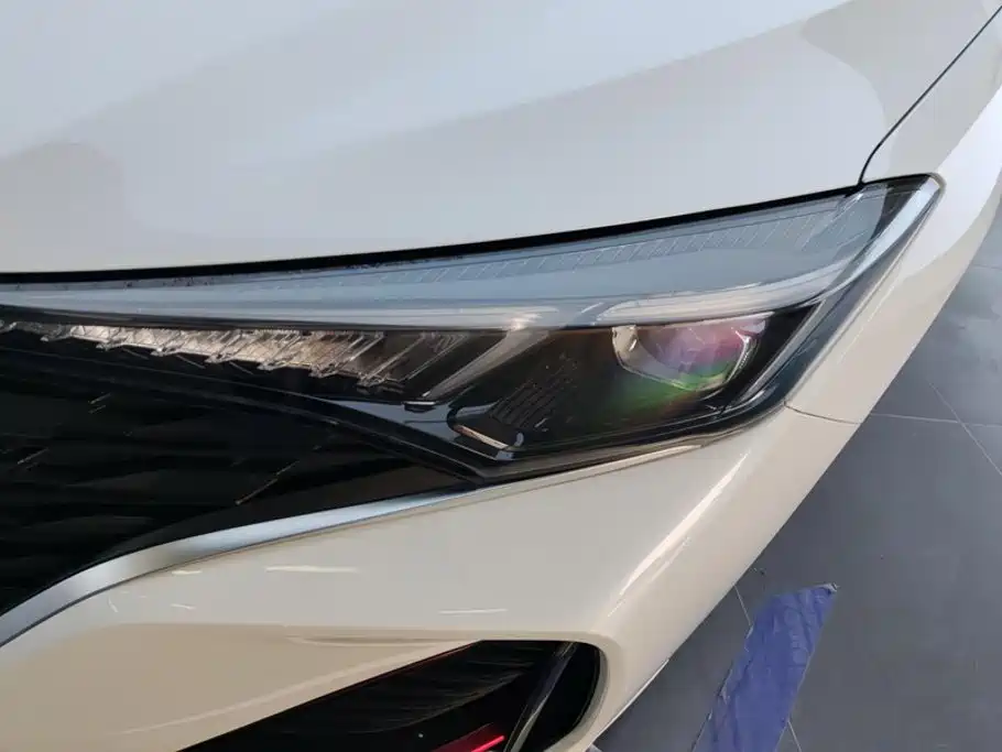Changan Eado — миниатюра 5