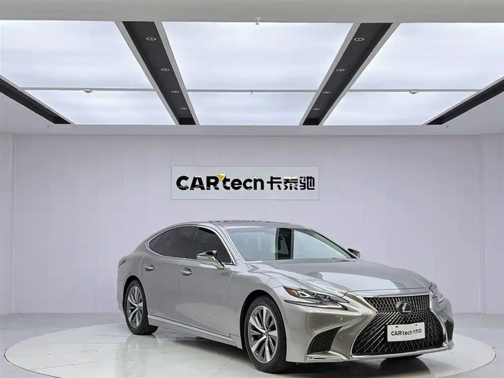 Lexus LS 2020 500h VI
