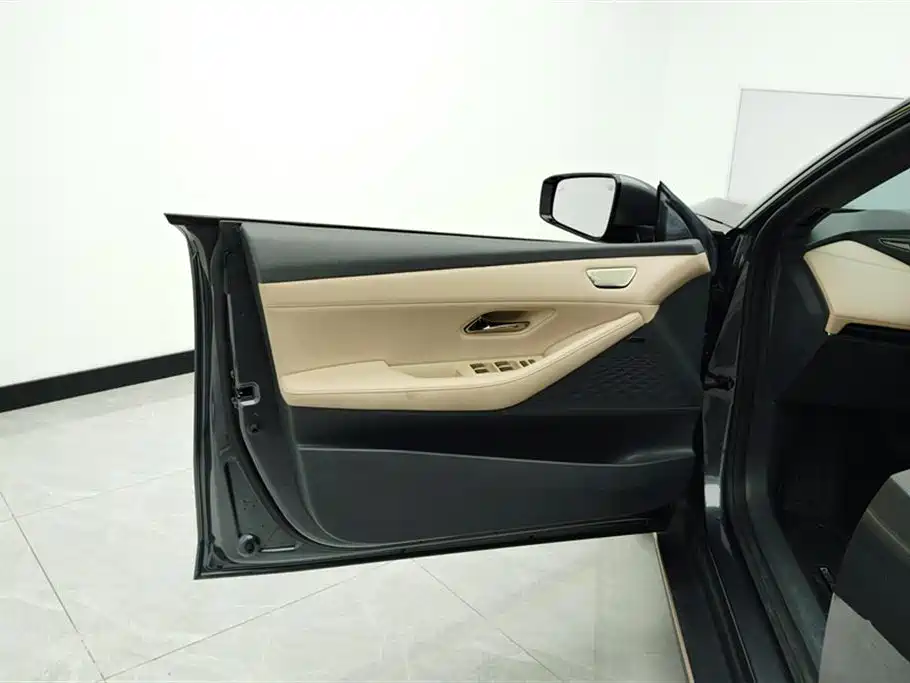 Changan Deepal DARK BLUE SL03