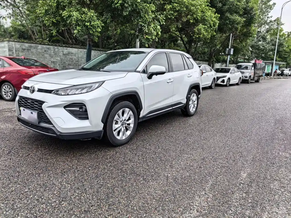 Toyota Wildlander — миниатюра 25