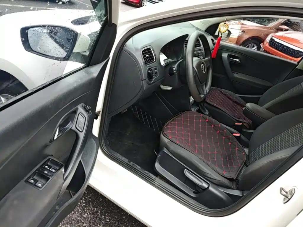 Volkswagen Polo — миниатюра 16