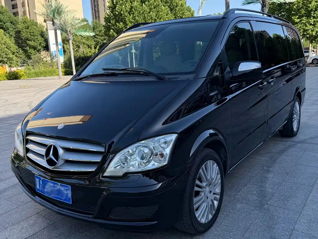 Купить Mercedes-Benz Viano
