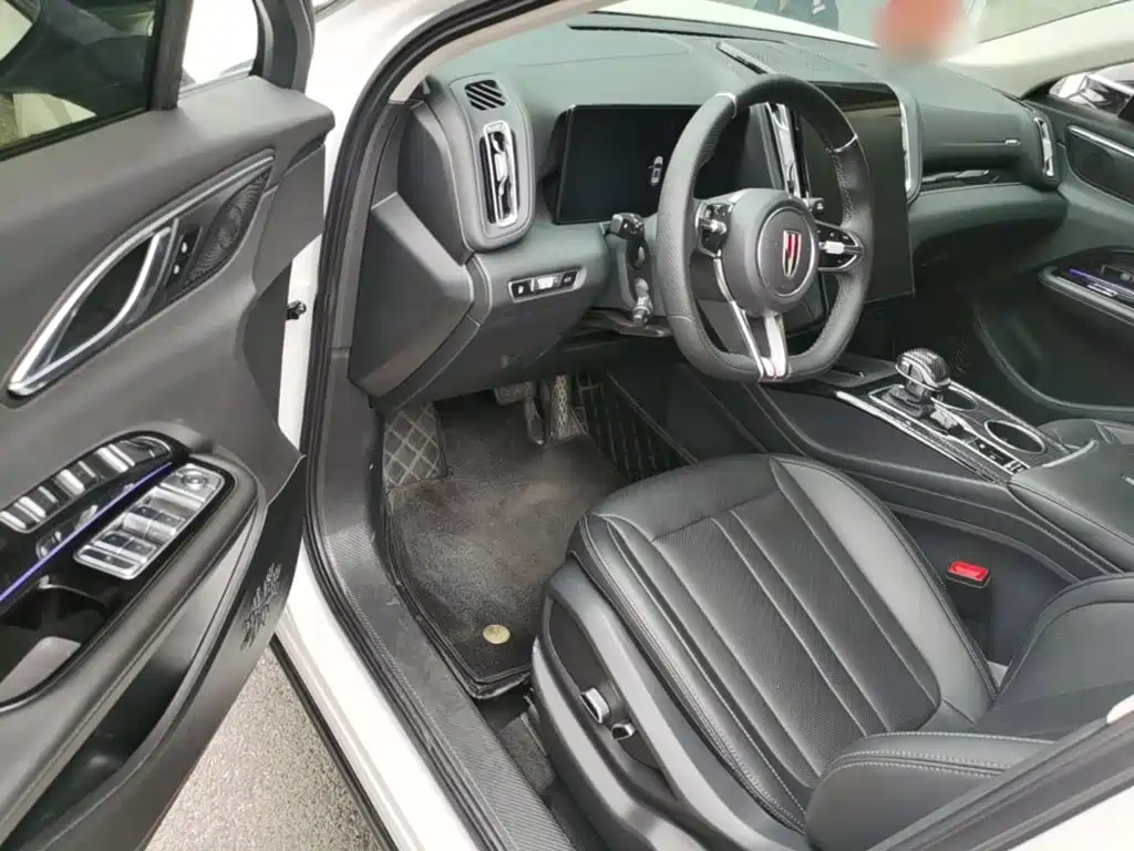 Hongqi Hongqi HS3 PHEV — миниатюра 16