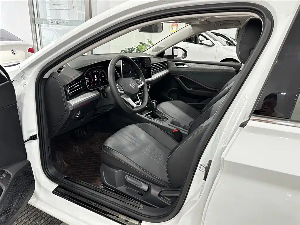 Volkswagen Sagitar — миниатюра 30