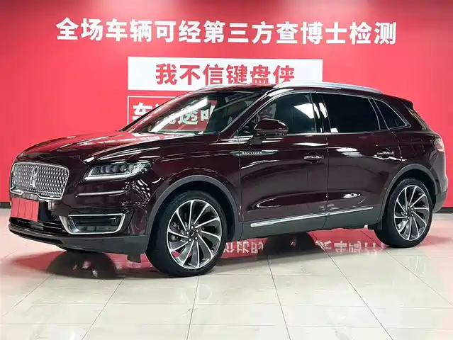 LINCOLN NAVIGATOR (IMPORT)