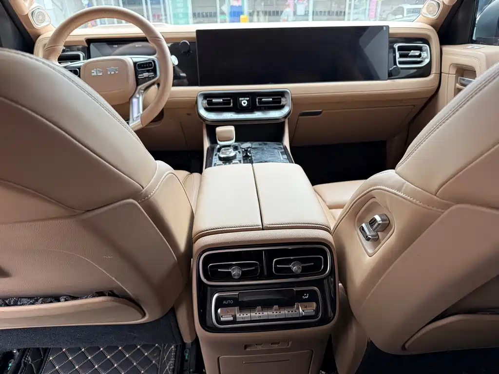 BAIC BJ60 2024 7 мест