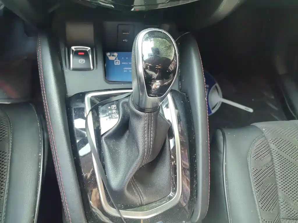 Nissan Qashqai — миниатюра 10