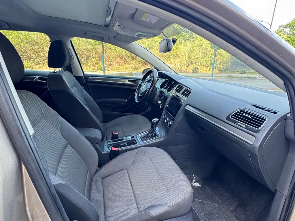 Volkswagen Golf — миниатюра 4