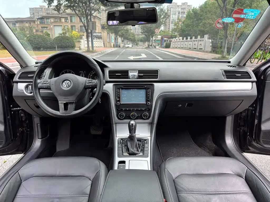 Volkswagen Passat — миниатюра 12