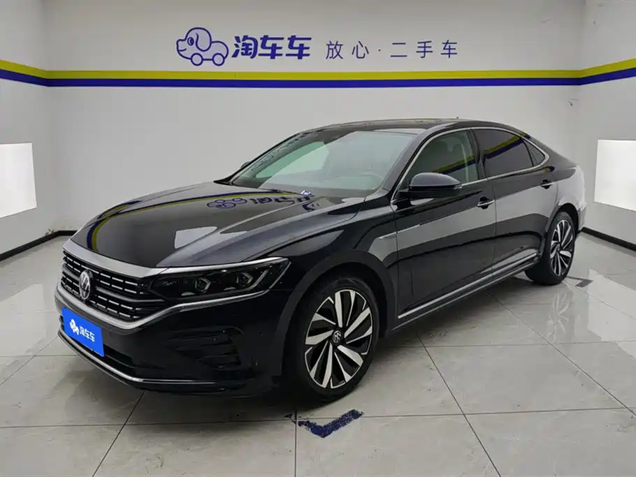 Volkswagen Passat 2023