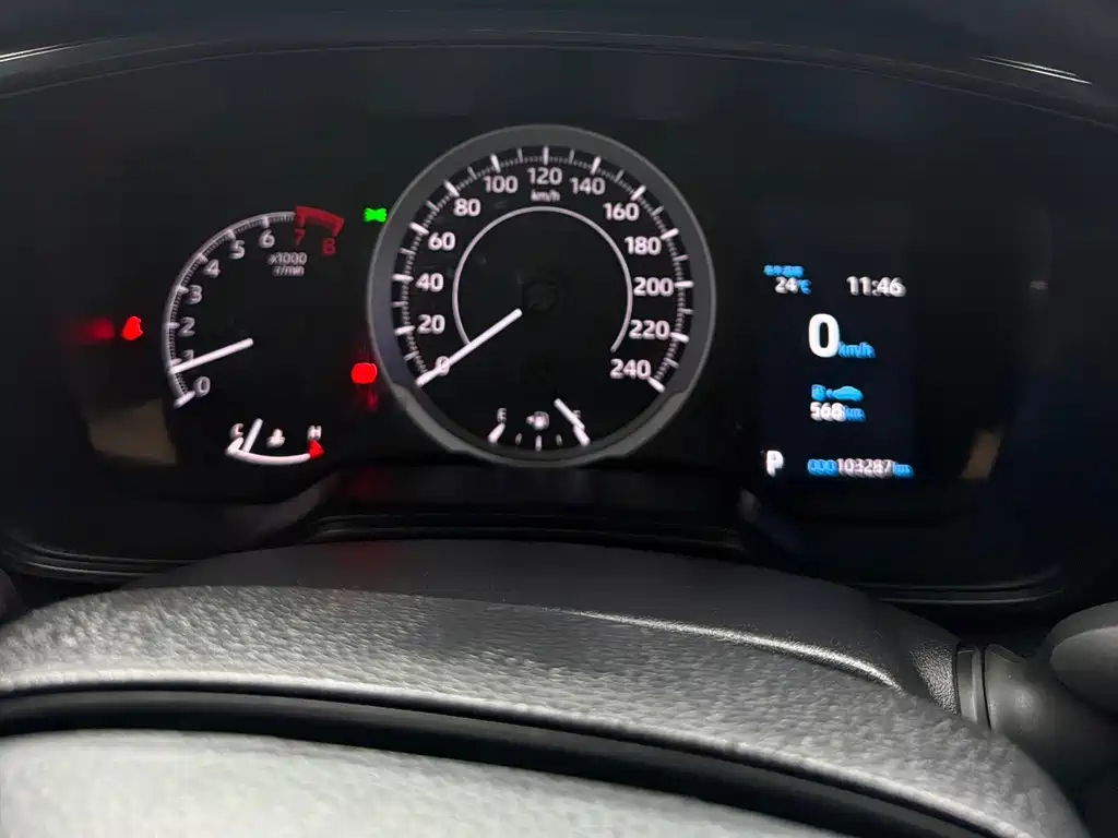 Toyota Corolla Cross — миниатюра 9