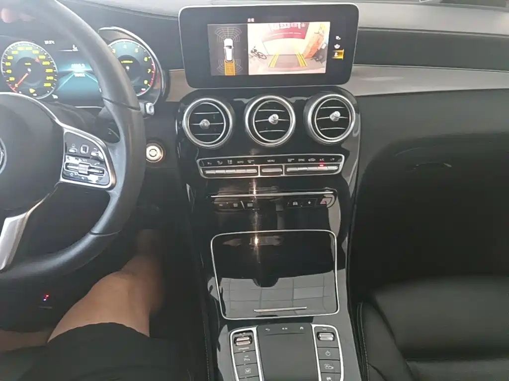 Mercedes-Benz GLC — миниатюра 14