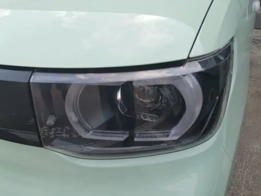 Wuling MINIEV — миниатюра 5