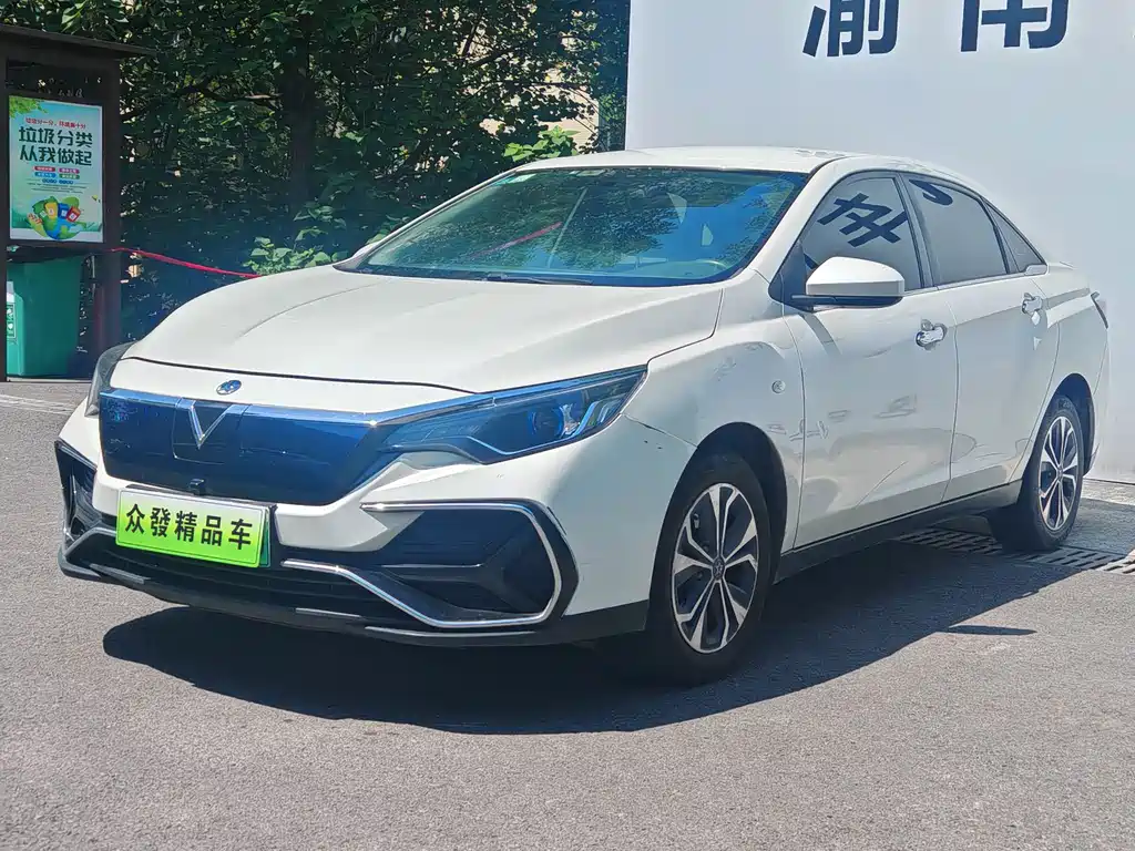 Venucia D60 EV