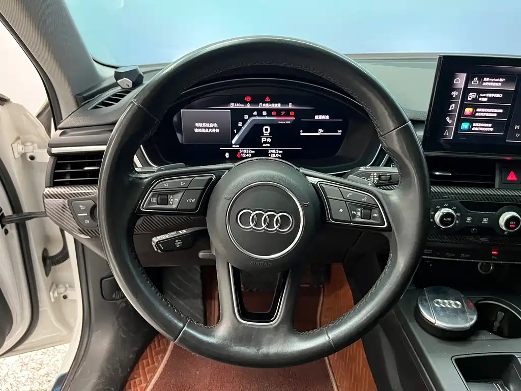 Audi A4L — миниатюра 8