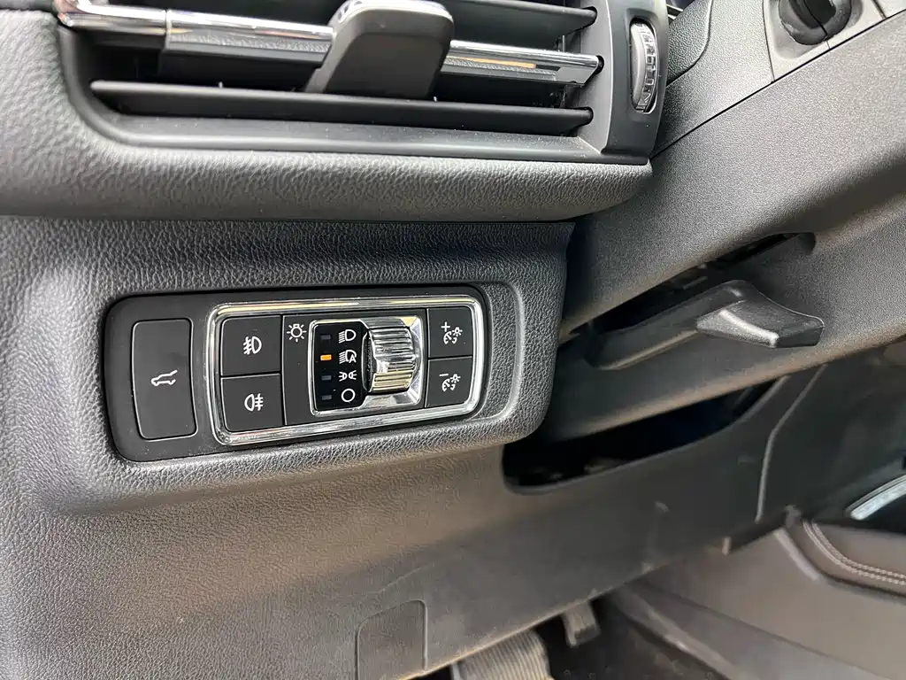 Lincoln Corsair 2021 2.0T
