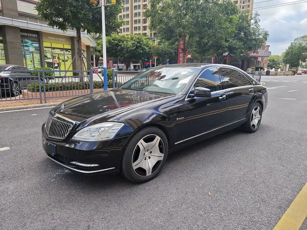 Mercedes-Benz S-Class 2013