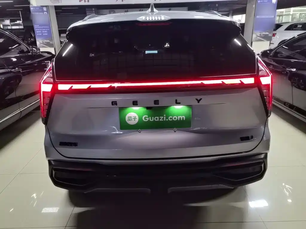 Geely Boyue L — миниатюра 6