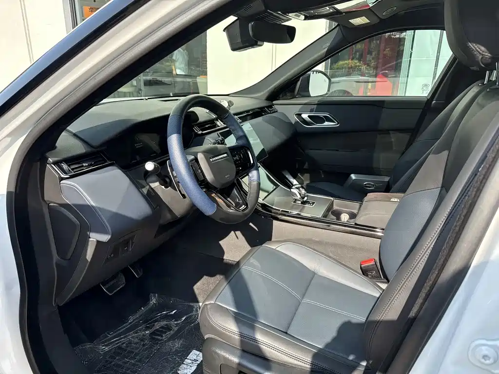 Land Rover Velar — миниатюра 8