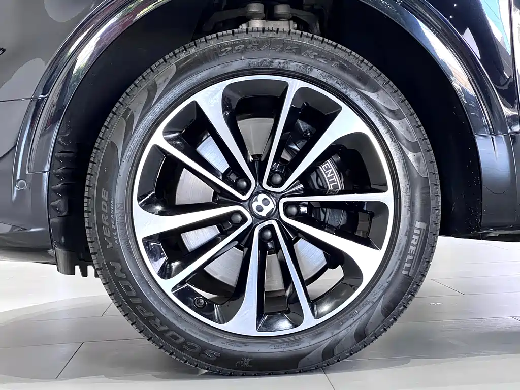 Bentley Bentayga 2021 4.0T V8