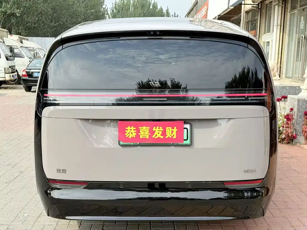 Li Auto Li MEGA — миниатюра 4