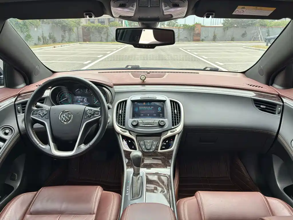 Buick LaCrosse — миниатюра 5