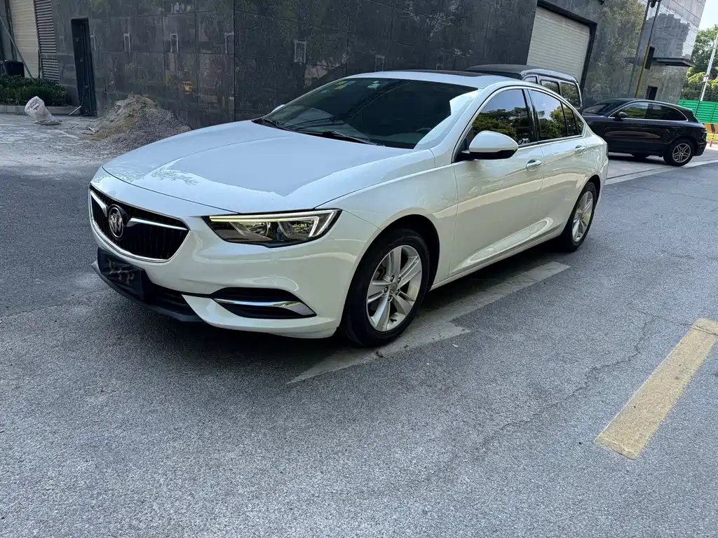 Buick Regal 2018