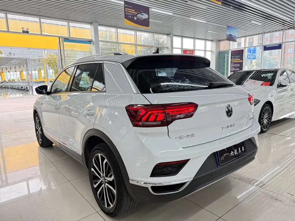 VOLKSWAGEN T ROC EXPLORING SONGS