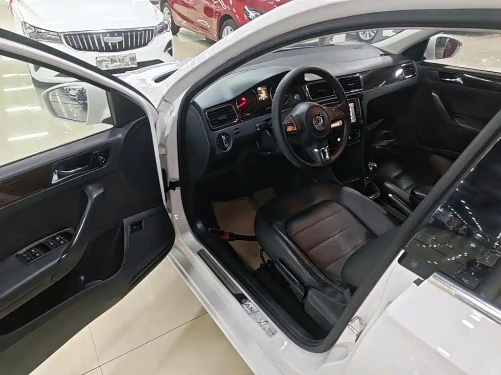 Volkswagen Santana — миниатюра 16
